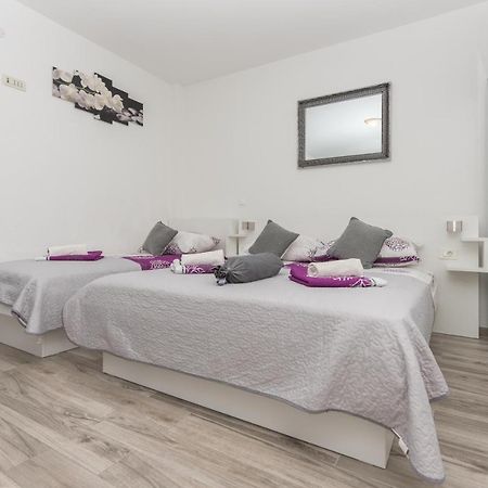 Apartmani Franko Baška Voda Exteriör bild