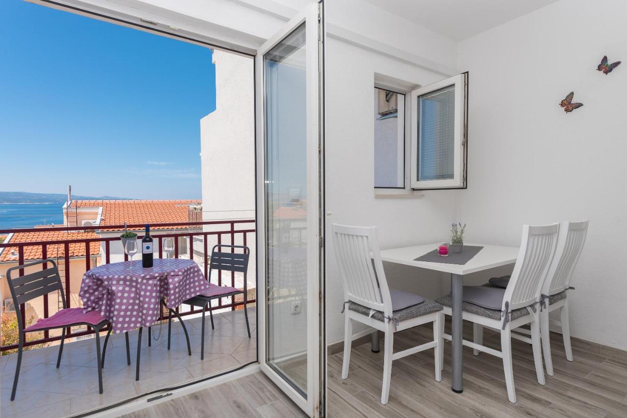 Apartmani Franko Baška Voda Exteriör bild