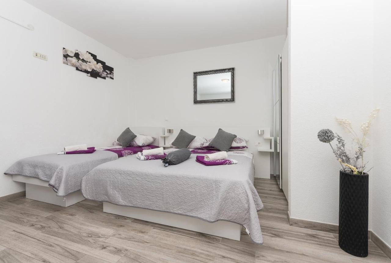 Apartmani Franko Baška Voda Exteriör bild