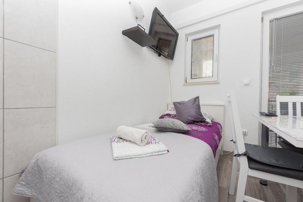 Apartmani Franko Baška Voda Exteriör bild