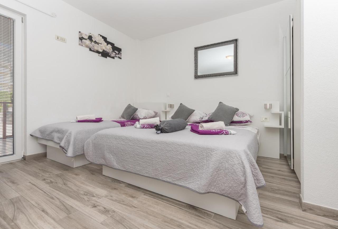 Apartmani Franko Baška Voda Exteriör bild