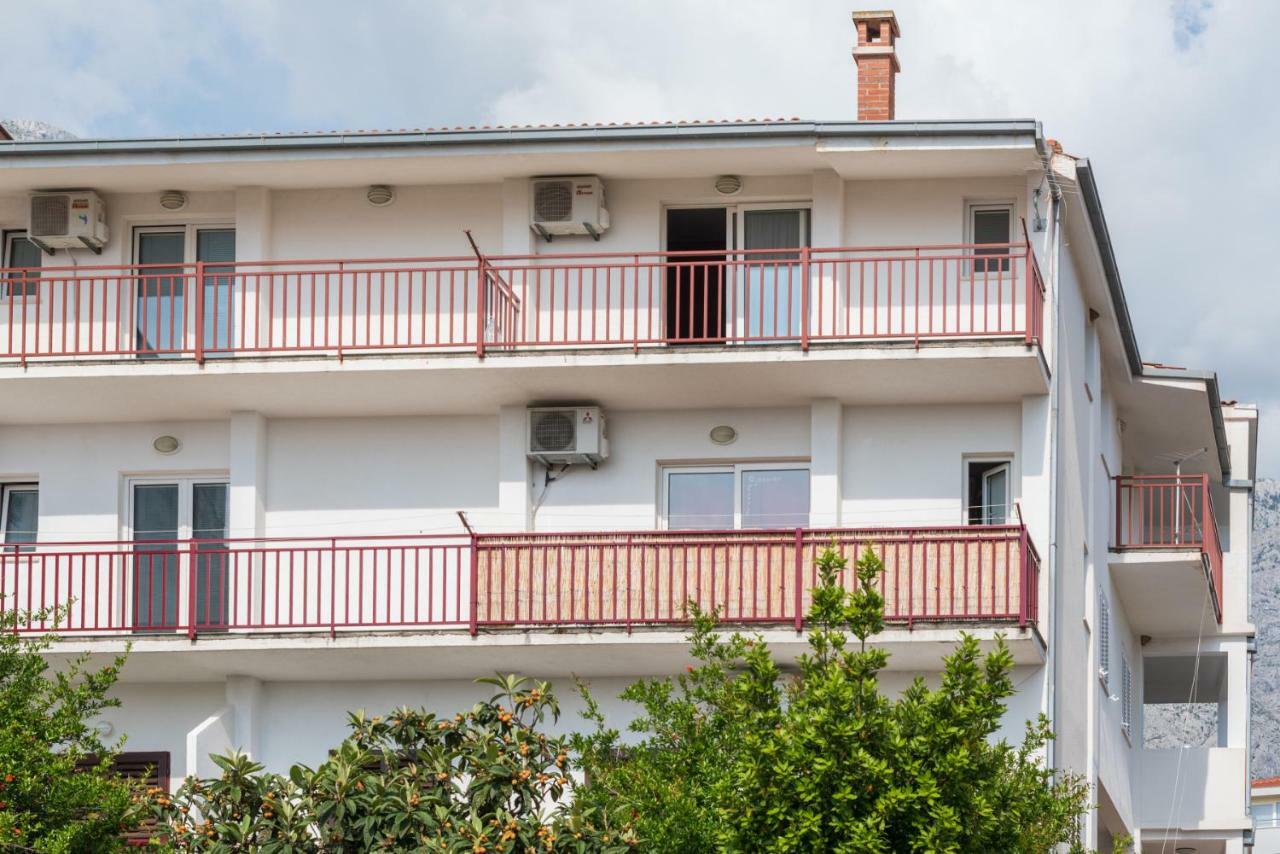 Apartmani Franko Baška Voda Exteriör bild
