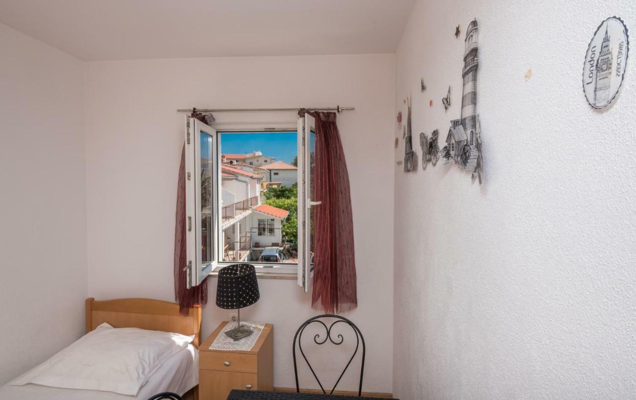 Apartmani Franko Baška Voda Exteriör bild